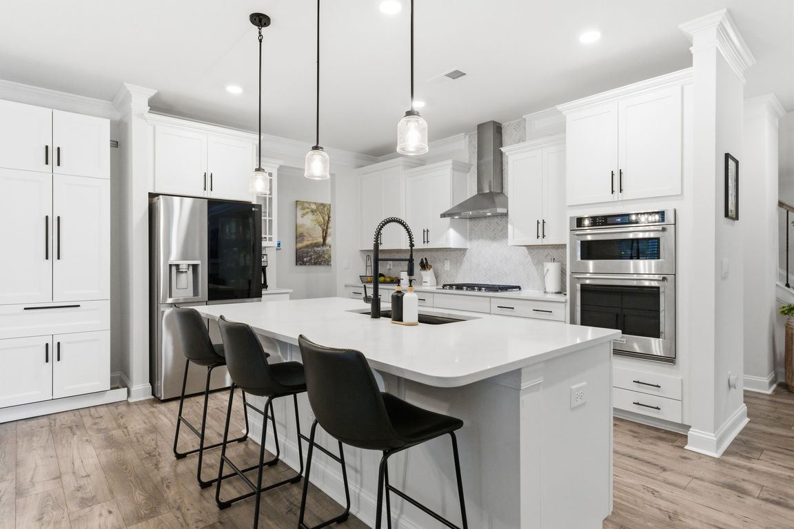 next background image