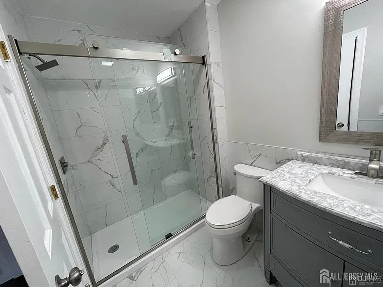 42 Ashford Dr — Photo 6