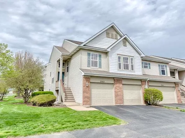 2965 Saganashkee Ln #2965, Naperville, IL 60564