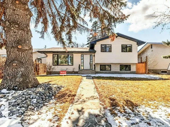 11435 46th Ave NW, Edmonton, AB T6H 0A4