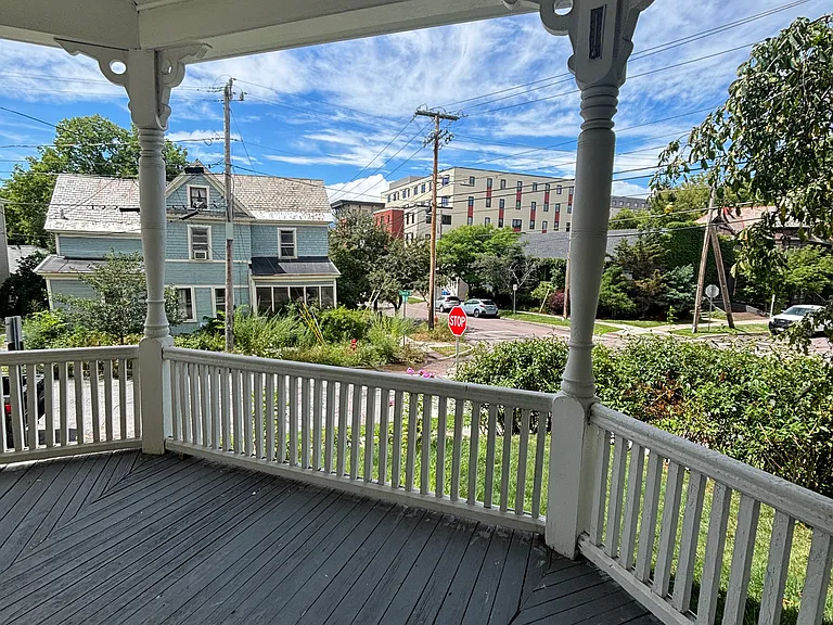 173 Maple St #2 — Photo 9