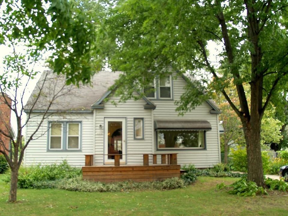 1st image of 2210 Jefferson Ave