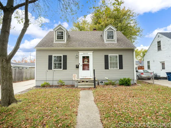 3043 Westland Rd, Muskegon, MI 49441