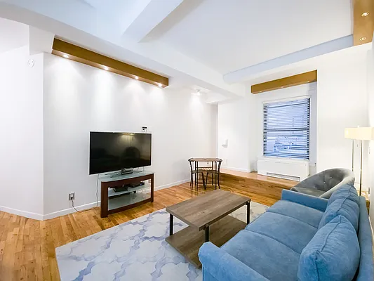 Rented by WAM Partners - William Moses Co. | media 19