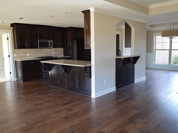 5th image of 107 New Harvest Dr