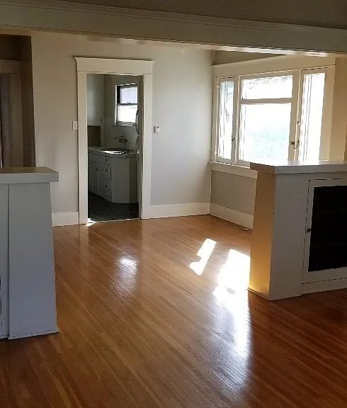 1320 N Harvard Blvd — Photo 5