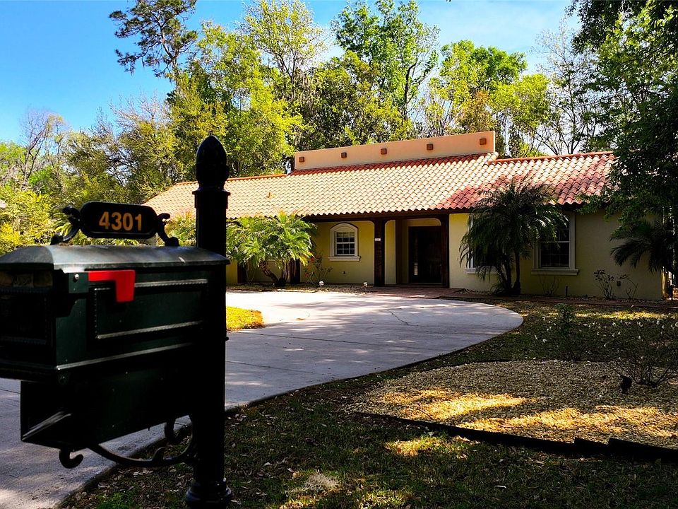 1st image of 4301 SE 6th Avenue