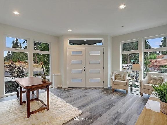 3rd image of 5510 238th St SW #A