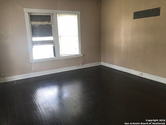 3rd image of 644 Kirk Pl