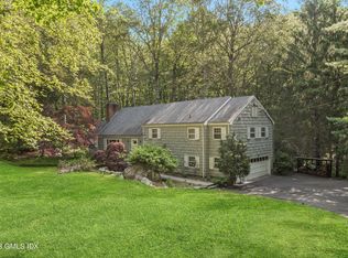 46 Stag Ln, Greenwich, CT 06831