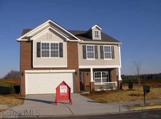 2613 Blueslate Rd, Greensboro, NC 27406