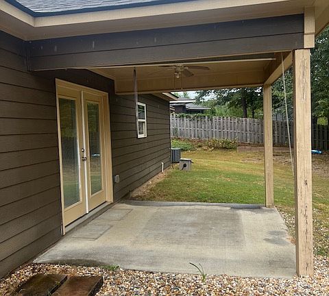 3rd image of 29 Lee Road 451