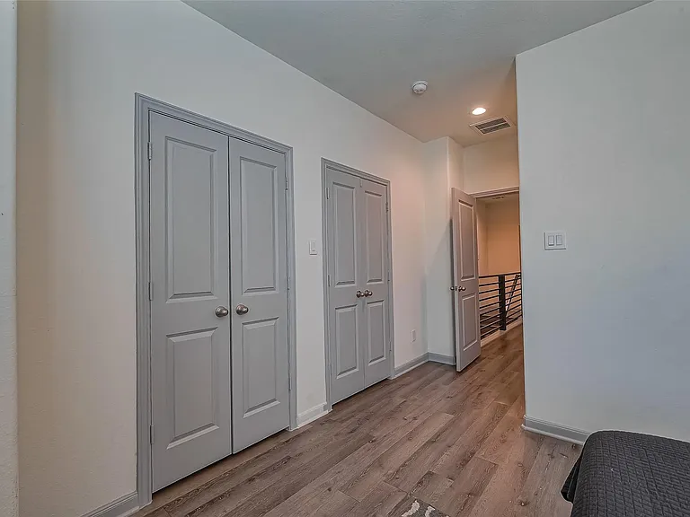 3540 Rebecca St — Photo 27