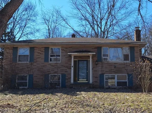9320 Summit St NW, Clinton, OH 44216