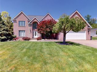 8166 Washington Ave, North Royalton, OH 44133