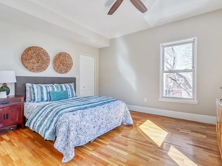 27 Emery St #2 — Photo 11