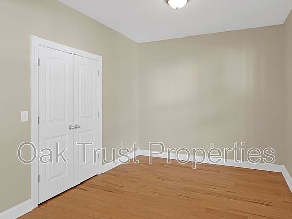5th image of 5185 Celtic Dr