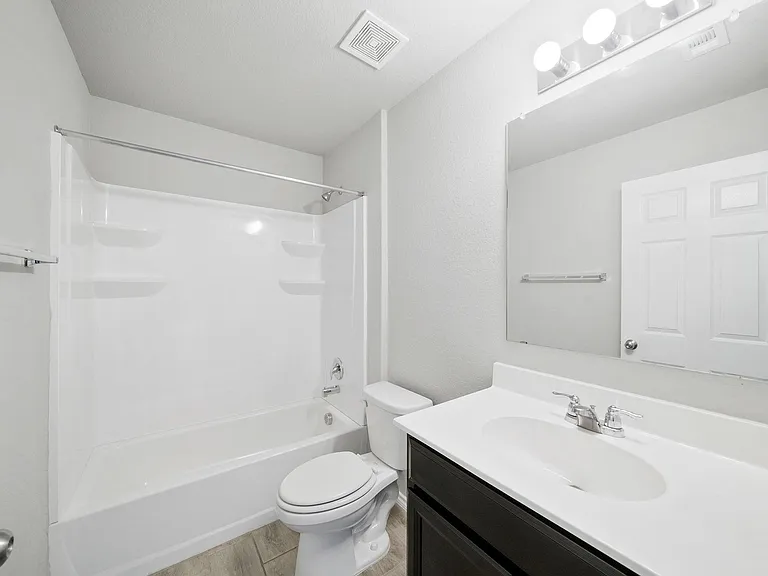 12042 Silver Lgt — Photo 30