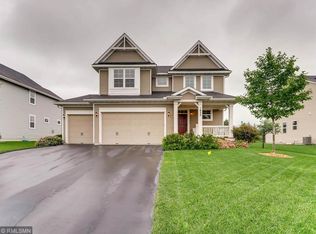1824 Spring Creek Dr, Carver, MN 55315
