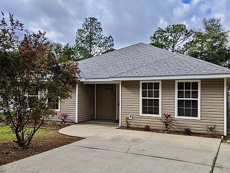 1st image of 2809 Hidden Springs Dr