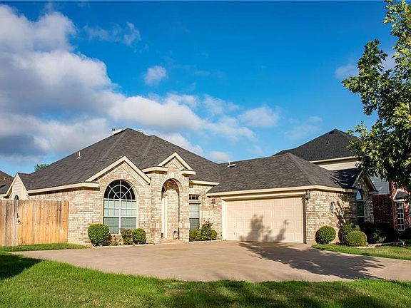 2nd image of 3011 Saint Bartholomew Dr