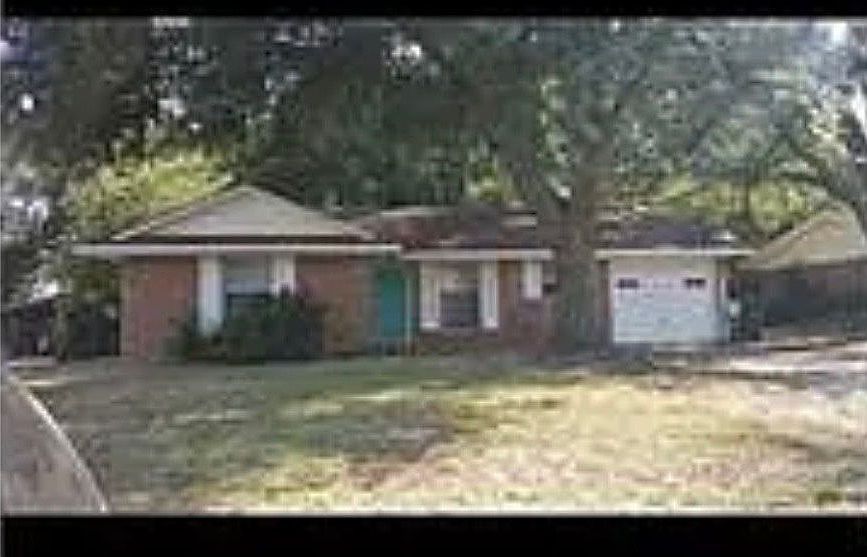 1st image of 2311 Buck Dr