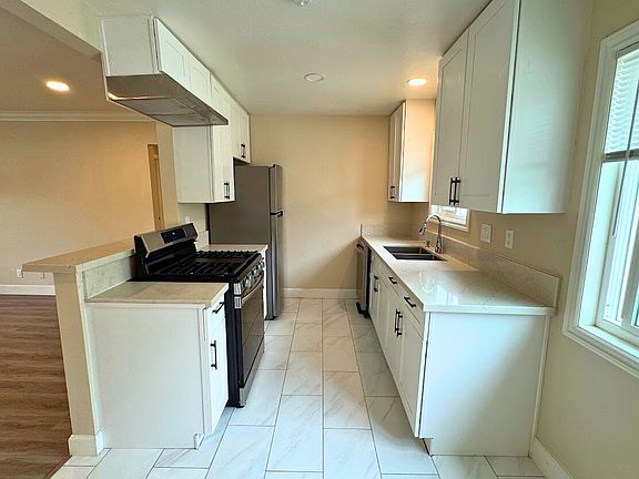 3rd image of 7751 Hellman Ave #15