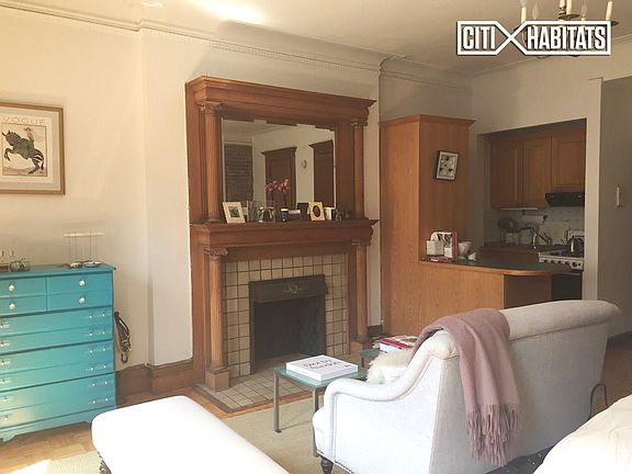 4th image of 159 W 76th St APT 2A