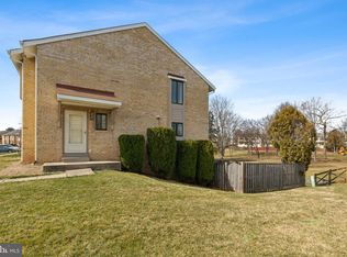 2201 Christy Pl, Herndon, VA 20170