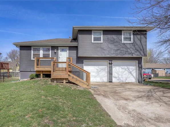 21850 W 179th St, Olathe, KS 66062