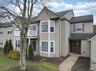 1071 Fleetwood Dr APT A, Northfield, OH 44067