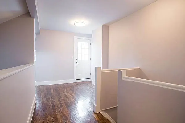 Rented by Vector New York, LLC | media 22