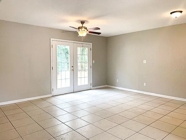 2177 Longwood Lake Mary Rd #1 — Photo 3