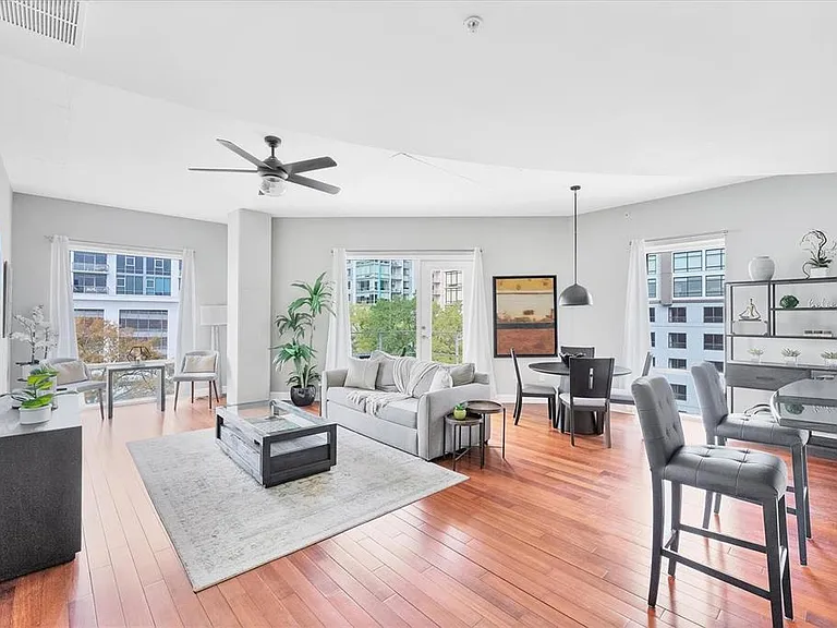 525 E Jackson St #609 — Photo 6