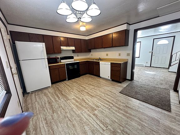 2nd image of 2255 Cumorah Way APT A