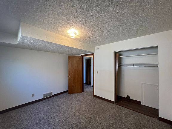 4th image of 1009 S Blauvelt Ave #1011