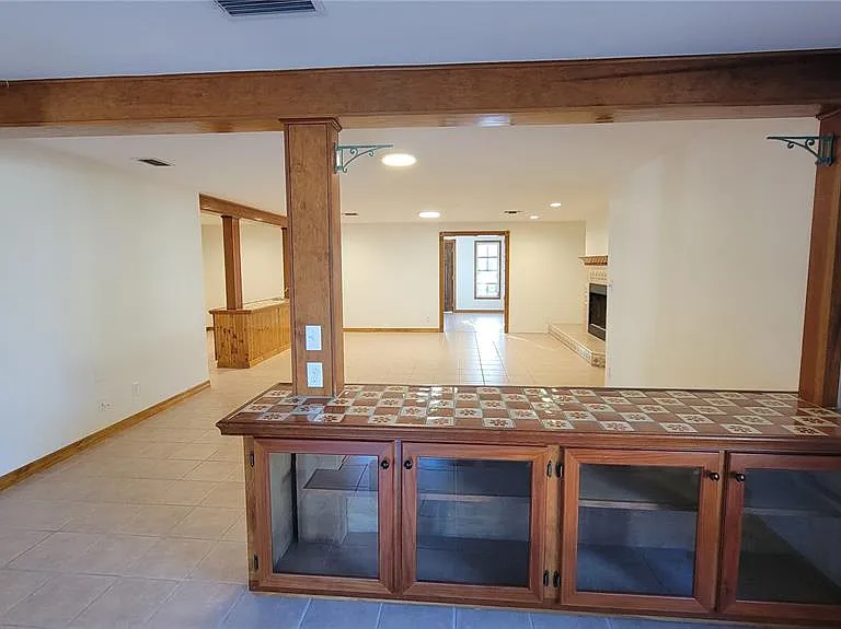 5847 Venisota Rd — Photo 10