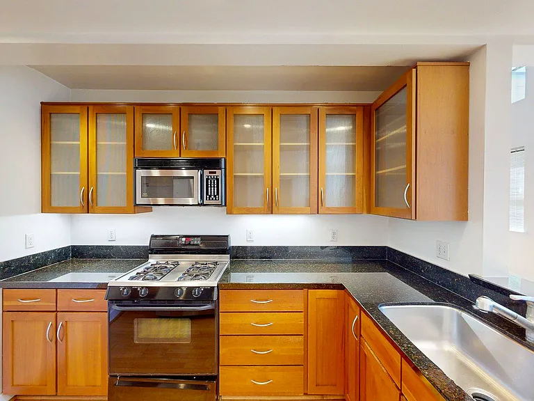 761 Tehama St #7 — Photo 5