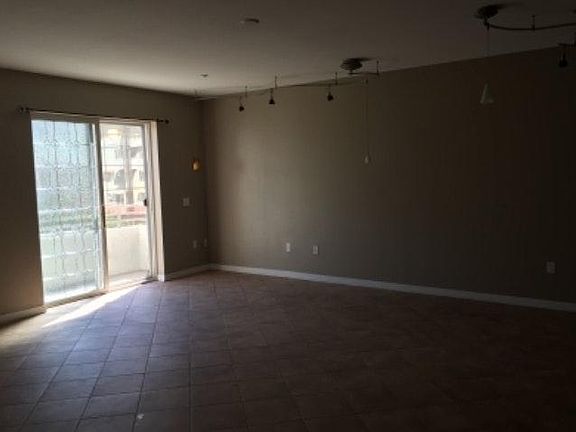 4th image of 1501 India St Unit 517