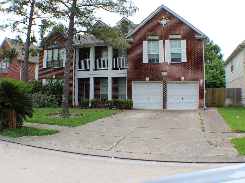 1st image of 12231 Ashford Park Dr