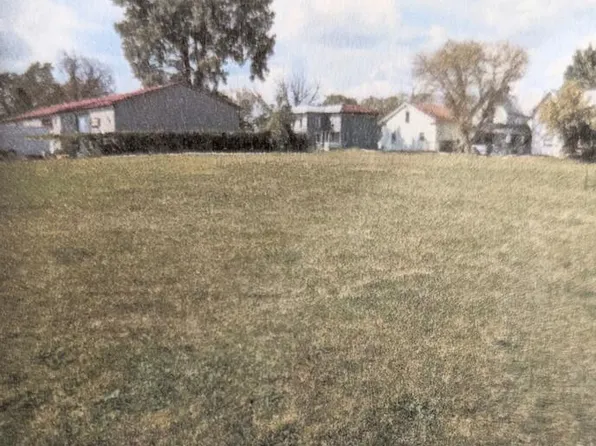 227 W Galen St, Bucyrus, OH 44820