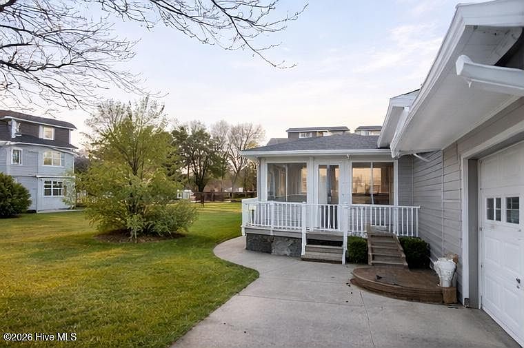 2nd image of 350 Country Club Ln