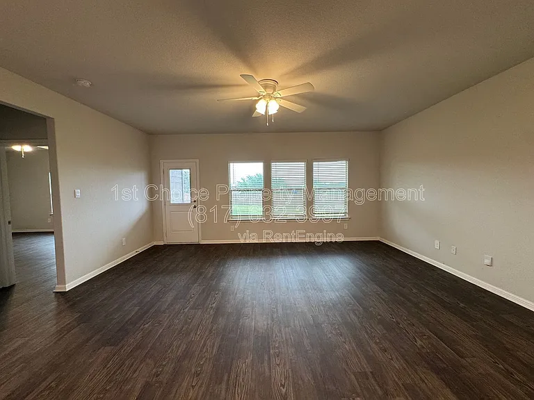 7948 Oaktown Dr — Photo 11