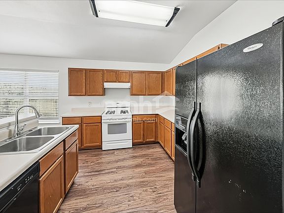 3rd image of 168 Keegans Way