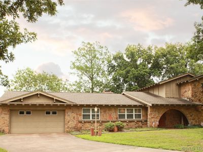 300 Fairway Dr, Broken Arrow, OK, 74011