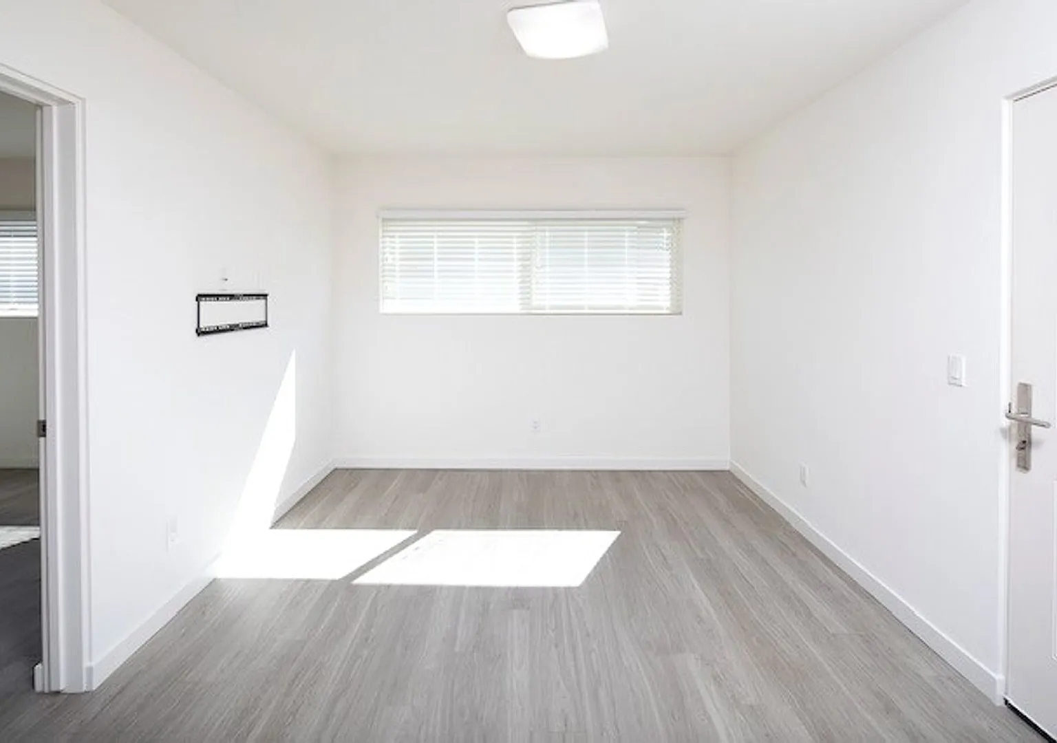 Long Branch Apartments — Photo 4