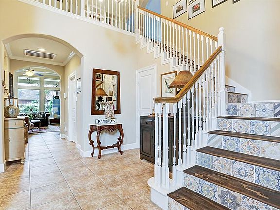 5th image of 23627 Finbury Ln