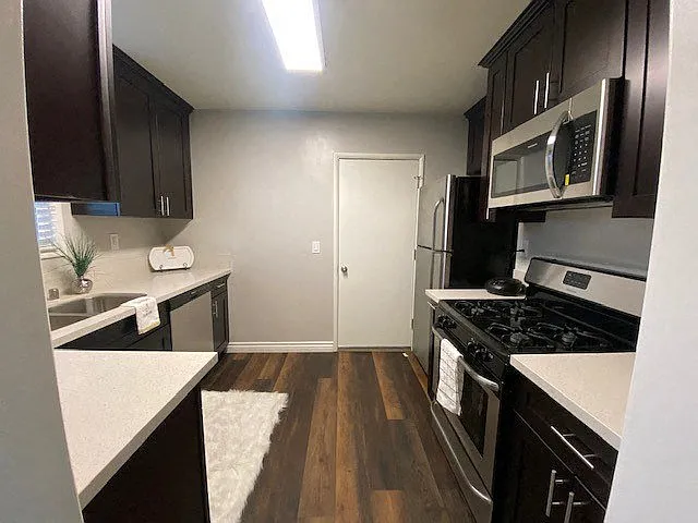Hollypark Knolls Apartments — Photo 81