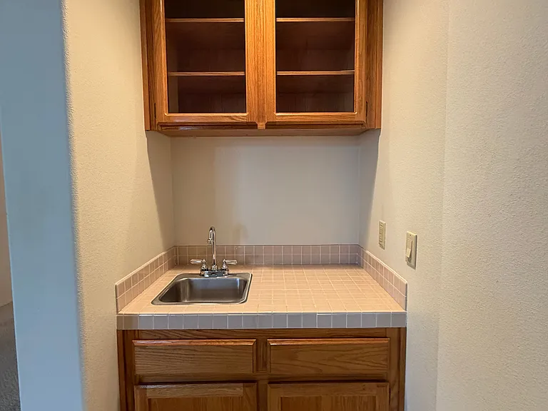 625 Fox Hollow Way — Photo 9