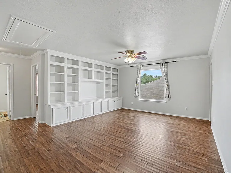 25338 Barmby Dr — Photo 25